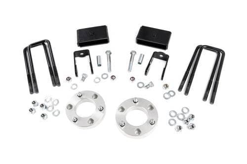 Rough Country Leveling Kit for Nissan Titan XD (2016-18) 5.0L, Cummins, 2"